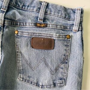 Wrangler Advanced Comfort Jeans Size 33x32